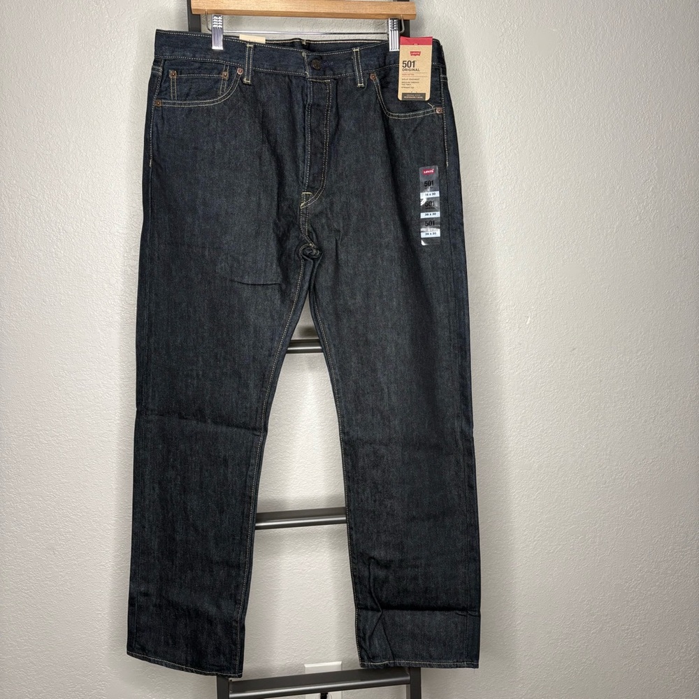 Levi’s 501® Original Fit Men’s Jeans – Size 36x30 – New With Tags